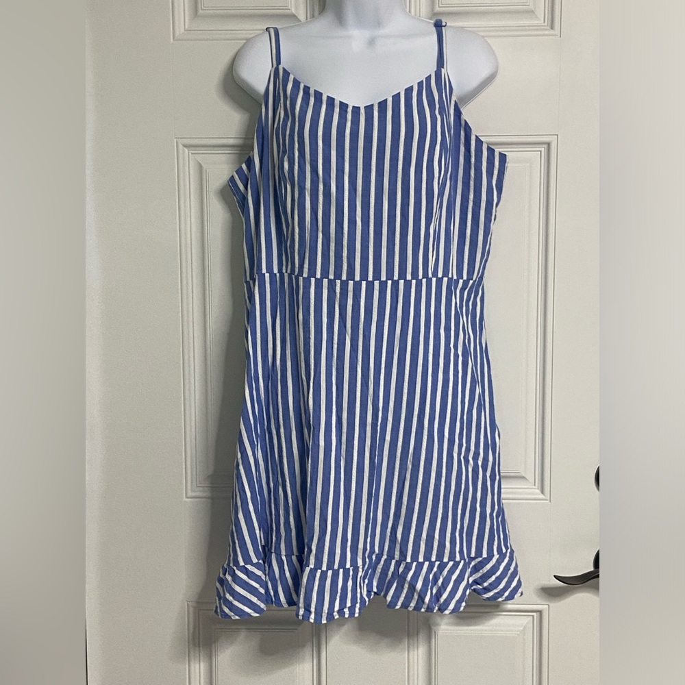 D6- DOBBY STRIPE Fit & Flare Spaghetti Dress